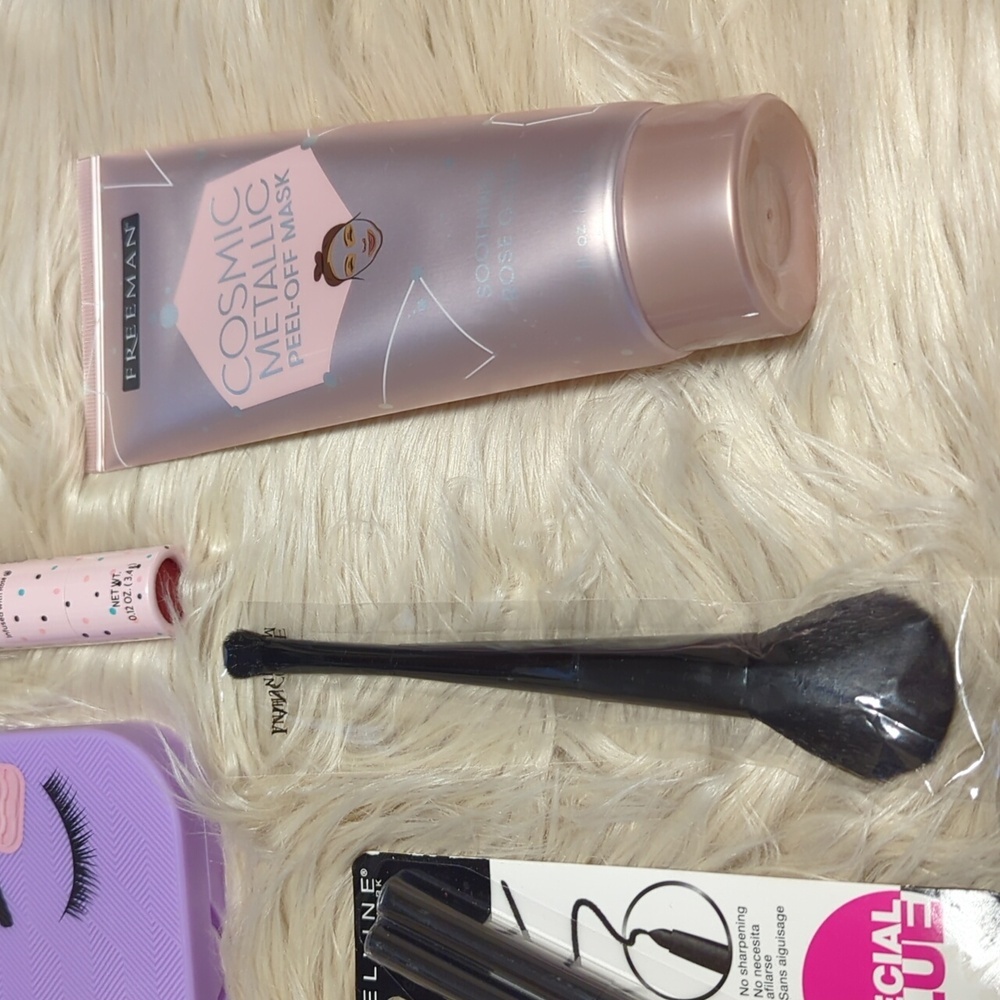 Makeup lot - Picture 6 of 7